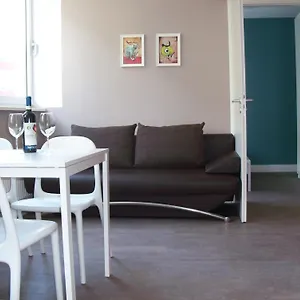 Apartmenthouse - Am Goerlitzer Park Aparthotel Berlín
